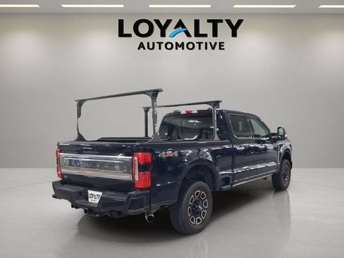 Used 2023 Ford F250 Platinum AWD/4WD image 5