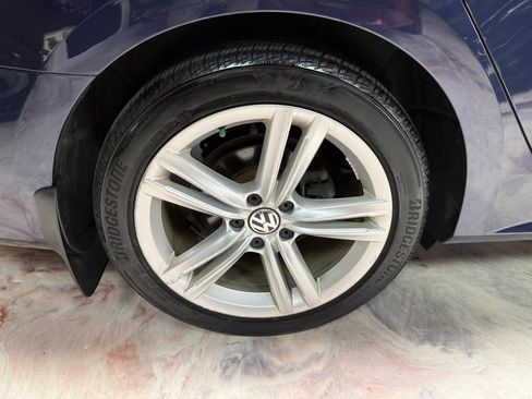 Used 2014 Volkswagen Passat TDI SEL Premium FWD image 37
