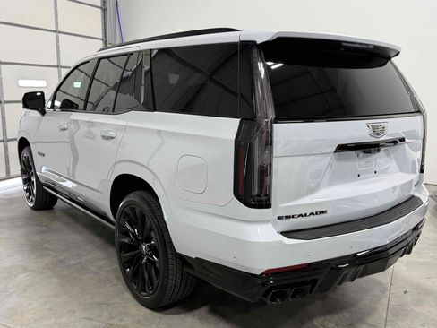 Used 2026 Cadillac Escalade V w/ LPO, ONYX Package AWD/4WD image 60