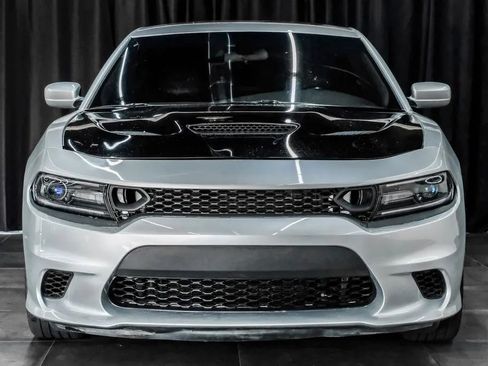 Used 2022 Dodge Charger SXT w/ Leather Interior Group RWD image 8