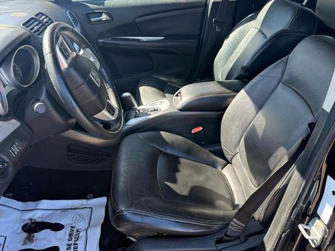 Used 2012 Dodge Journey R/T w/ Flexible Seating Group image 9