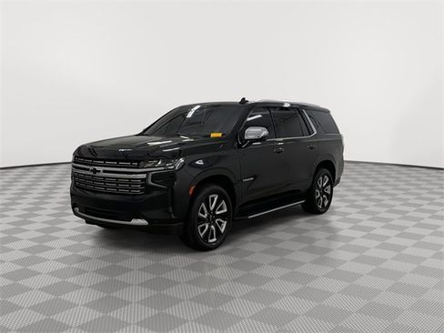 Used 2021 Chevrolet Tahoe Premier w/ Premium Package image 4