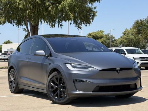 Used 2023 Tesla Model X AWD/4WD image 2