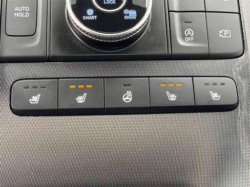 Used 2024 Hyundai Palisade Calligraphy image 31