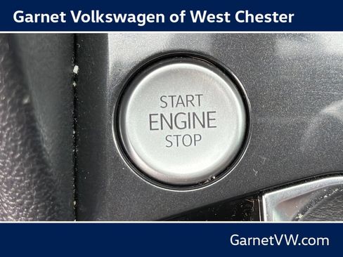 Certified 2023 Volkswagen Tiguan SE w/ Panoramic Sunroof Package AWD/4WD image 36