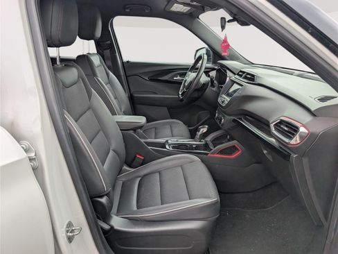 Used 2022 Chevrolet TrailBlazer RS AWD/4WD image 11