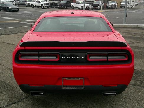 Used 2023 Dodge Challenger GT image 6