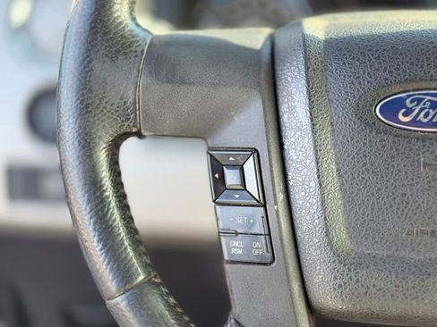 Used 2011 Ford F150 Lariat image 25