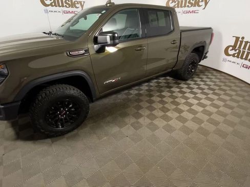 Used 2023 GMC Sierra 1500 AT4X AWD/4WD image 4