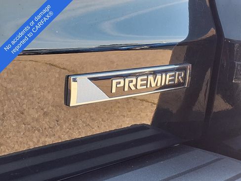 Used 2017 Chevrolet Suburban Premier AWD/4WD image 10