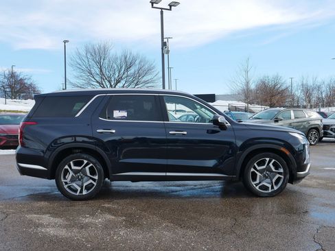 Used 2023 Hyundai Palisade Limited image 5