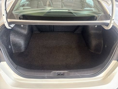 Used 2026 Nissan Altima 2.5 SV FWD image 31