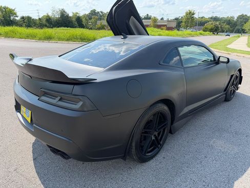 Used 2015 Chevrolet Camaro SS w/ SS Performance Package RWD image 5