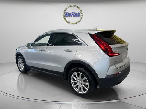 Used 2020 Cadillac XT4 Luxury w/ Cold Weather Package AWD/4WD image 3