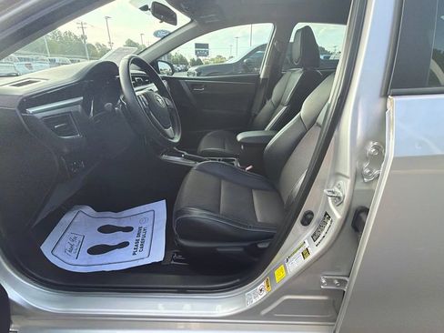 Used 2014 Toyota Corolla S FWD image 15