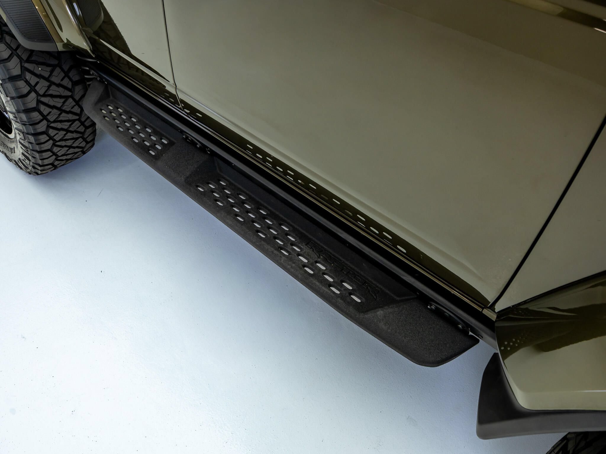 Used 2024 Ford Bronco Raptor AWD/4WD image 13