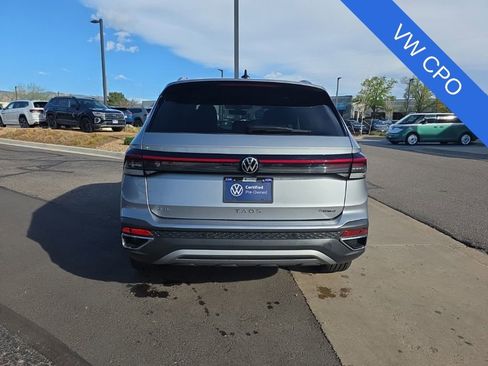 Used 2025 Volkswagen Taos SEL image 5