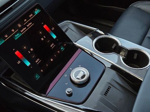 Certified 2025 Cadillac Escalade IQ Luxury 2 w/ LPO, Premium Carpet Package image 23