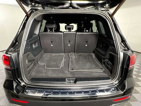 Used 2023 Mercedes-Benz GLB 250 4MATIC image 27