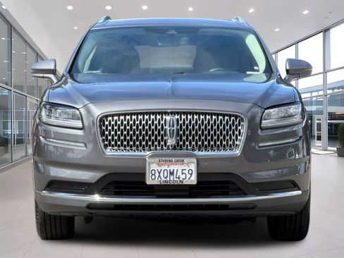 Used 2021 Lincoln Nautilus FWD w/ Equipment Group 101A image 9