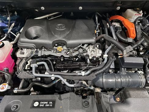 Certified 2022 Toyota RAV4 XLE image 19