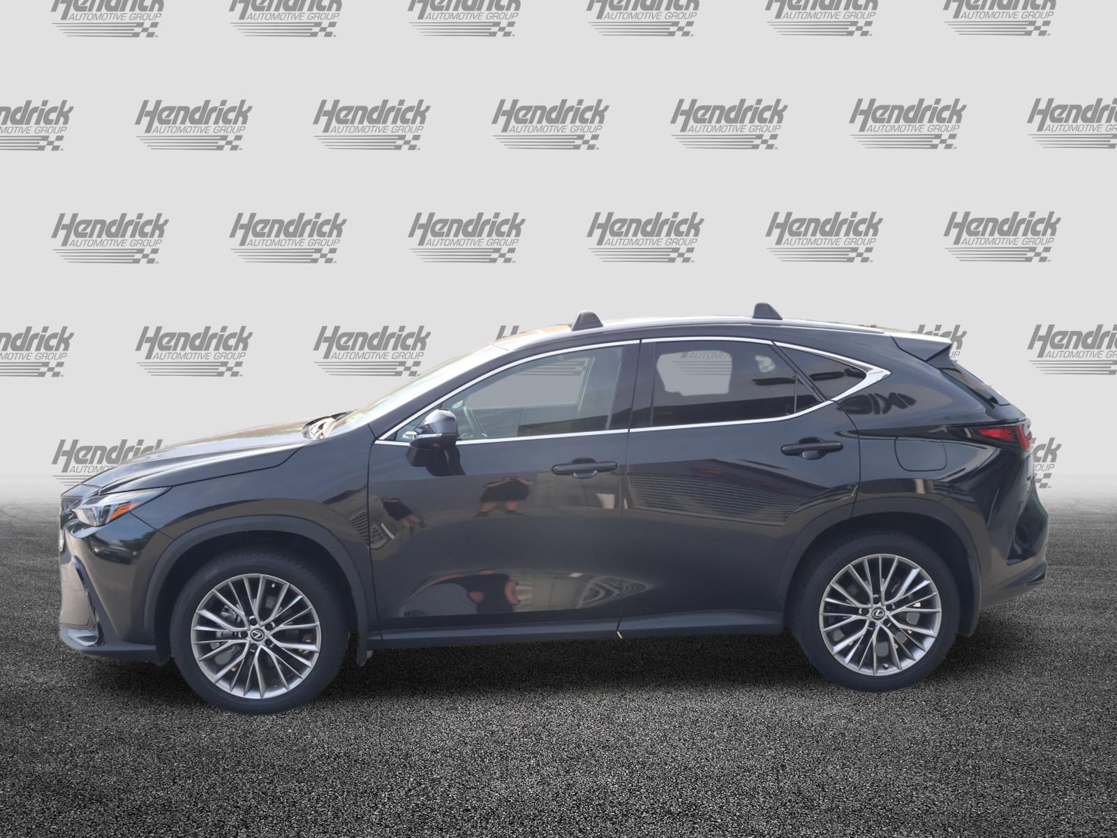 Certified 2025 Lexus NX 350 AWD w/ Accessory Package (2T) image 6
