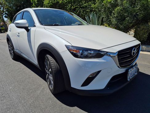 Used 2019 MAZDA CX-3 Touring AWD/4WD image 3