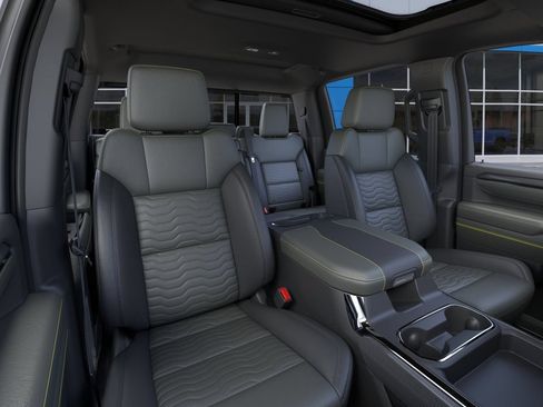 New 2026 Chevrolet Silverado 2500 ZR2 AWD/4WD image 17