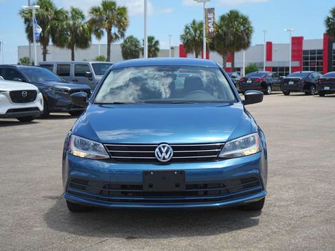 Used 2016 Volkswagen Jetta SE FWD image 6
