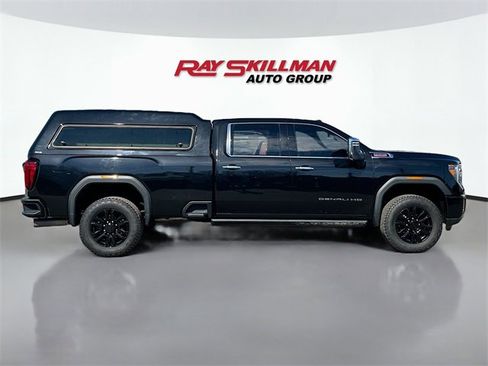 Used 2021 GMC Sierra 3500 Denali w/ Denali Black Diamond Edition image 8