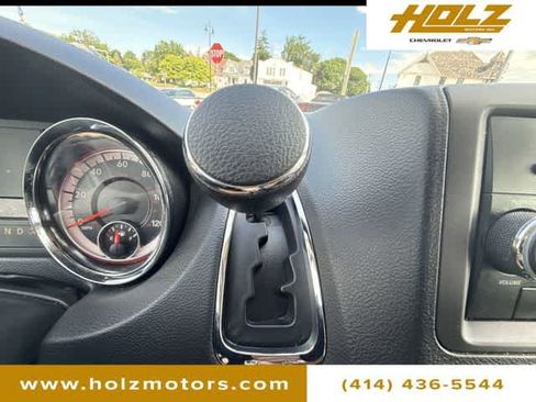 Used 2016 Dodge Grand Caravan SE w/ Quick Order Package 29E SE FWD image 14