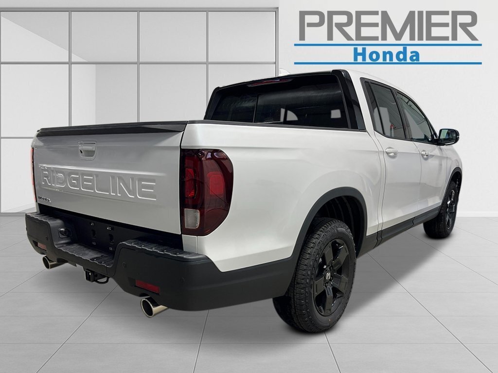 New 2026 Honda Ridgeline Black Edition image 5