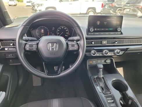 Used 2025 Honda Civic Sport image 17