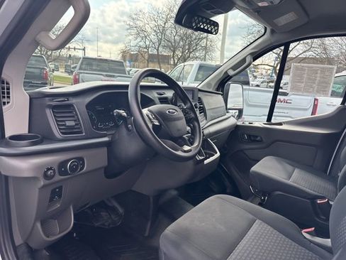 Used 2024 Ford Transit 250 Low Roof w/ Exterior Upgrade Package RWD image 12