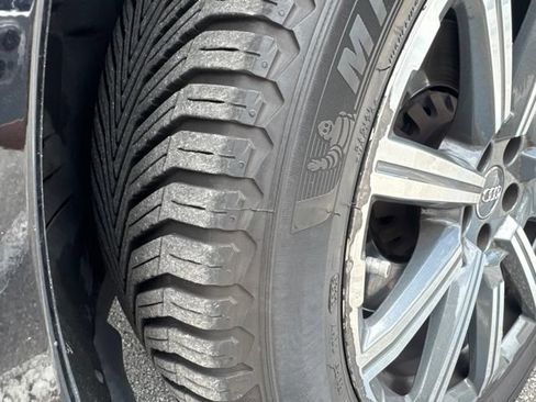 Used 2018 Audi Q7 3.0T Prestige w/ Prestige Package AWD/4WD image 4