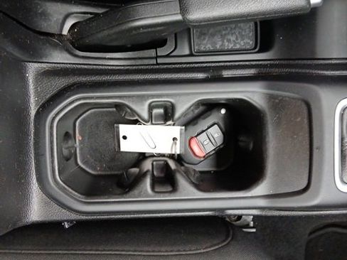 Used 2019 Jeep Wrangler Unlimited Sport S image 44