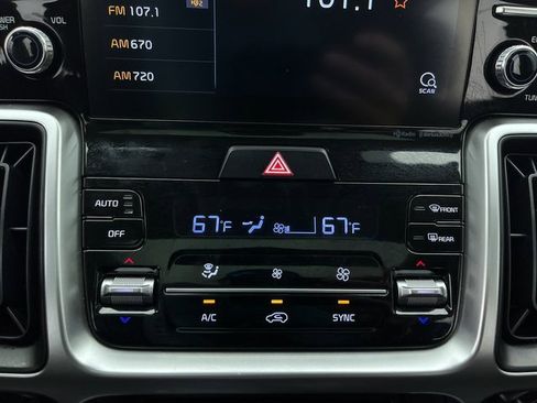 Used 2021 Kia Sorento EX w/ Panoramic Sunroof Package image 21