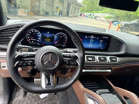 Used 2025 Mercedes-Benz GLE 53 AMG 4MATIC Coupe image 17