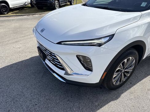 Used 2025 Buick Envision Preferred image 10