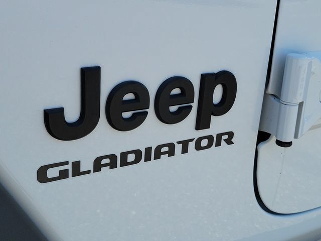 Used 2021 Jeep Gladiator Sport AWD/4WD image 8
