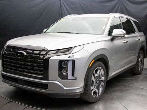 Used 2024 Hyundai Palisade SEL w/ Premium Package image 6