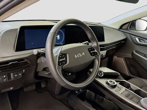 Used 2024 Kia EV6 Wind image 18