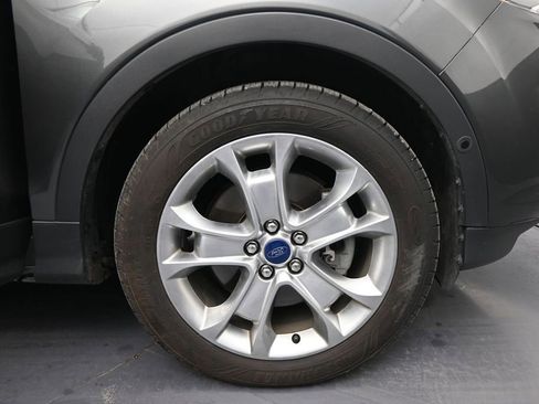 Used 2015 Ford Escape Titanium w/ Equipment Group 301A AWD/4WD image 37