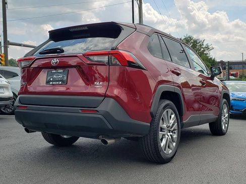 Used 2025 Toyota RAV4 XLE Premium w/ Weather Package AWD/4WD image 11