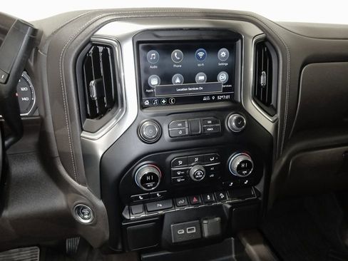 Certified 2022 Chevrolet Silverado 1500 RST image 19