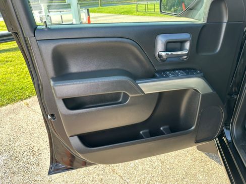Used 2019 Chevrolet Silverado 1500 LT w/ All Star Edition AWD/4WD image 9