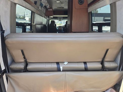 Used 2011 Mercedes-Benz Sprinter 3500 image 9