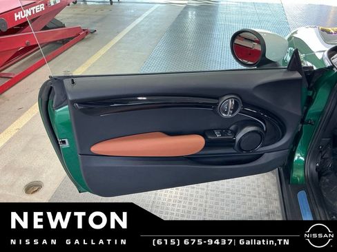 Used 2023 MINI Cooper S w/ Signature Upholstery Package FWD image 56