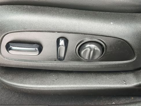 Used 2021 GMC Acadia Denali w/ Denali Ultimate Package image 24