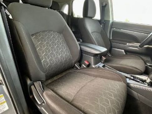 Used 2020 Mitsubishi Outlander Sport ES image 9